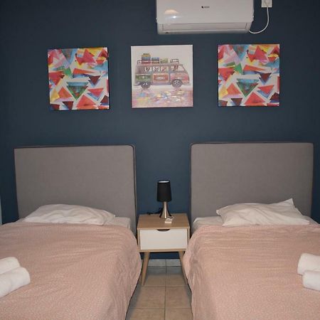 Cozy Apartment In Central Athens Atenas Exterior foto
