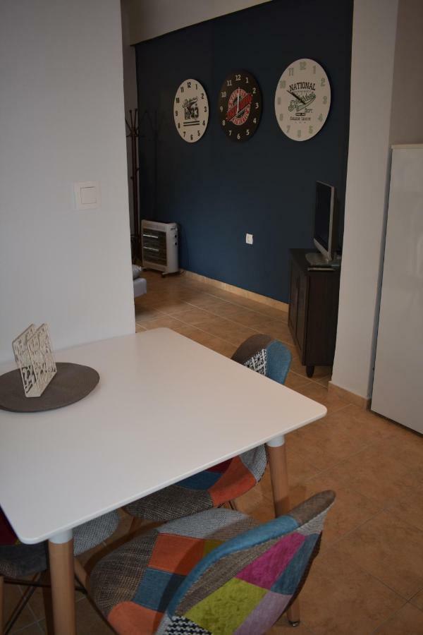 Cozy Apartment In Central Athens Atenas Exterior foto