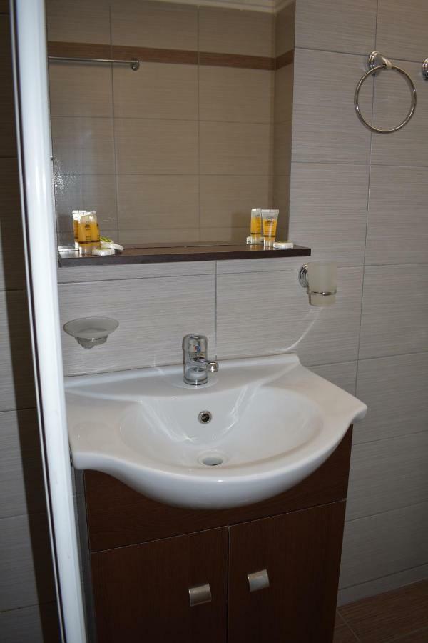 Cozy Apartment In Central Athens Atenas Exterior foto