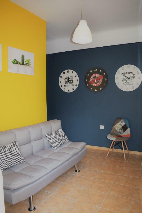 Cozy Apartment In Central Athens Atenas Exterior foto